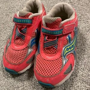 Toddler Saucony Tennis Shoes, sz 8